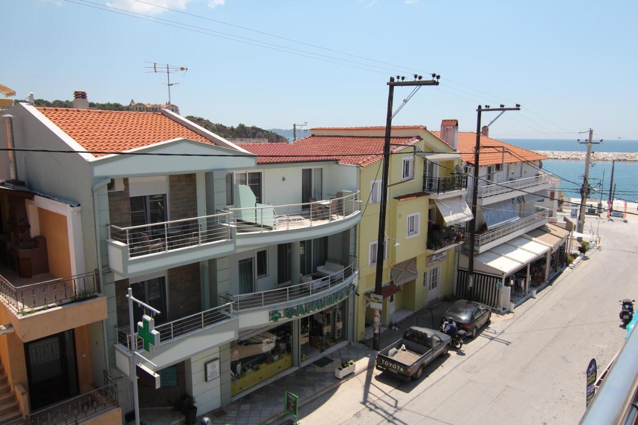 Kostis *